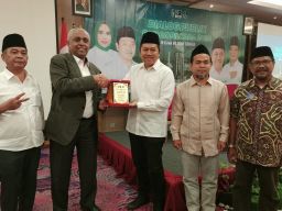 Mas Iin dan Abah Edy Saling Melengkapi saat Hadiri Dialog Publik yang Digelar MD KAHMI Sidoarjo