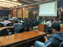 Perkuat Kerja Sama dengan Media, Sekwan DPRD Sidoarjo Sosialisasi e-Katalog V6.0 untuk Puluhan Jurnalis