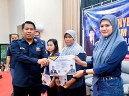 NasDem Sidoarjo Kembali Salurkan 4.369 Beasiswa PIP Jalur Aspirasi Siswa Kurang Mampu di Kota Delta