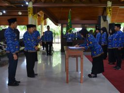 Plt Bupati Sidoarjo Ajak ASN Cegah Korupsi saat Pengukuhan Pengurus Korpri Sidoarjo Masa Bakti 2024 - 2029