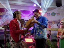 Pagelaran Wayang Kulit Soal Kebijakan Semar Warnai Perayaan Hari Jadi Kabupaten Sidoarjo ke 166