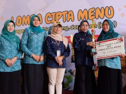 Gelar Lomba Cipta Menu B2SA, Sriatun Berharap Kader PKK Sidoarjo Ciptakan Menu Variatif, Sehat dan Aman