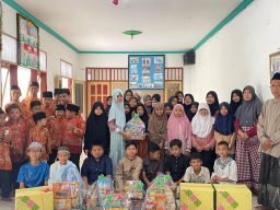 Raih Berkah, Siswa SD Al Muslim Diajak Berbagi Kebahagiaan Bersama Yatim Piatu Saat Pondok Ramadhan