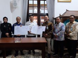 Jamin Kesejahteraan Sosial Pekerja, Bupati Sidoarjo Teken MoU Tambahan Keanggotaan BPJS Ketenagakerjaan
