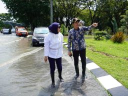 Bupati dan Wabup Sidoarjo Sidak Dampak Banjir dan Puting Beliung di Terminal 2 Bandara Juanda dan Cemandi Sedati