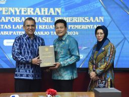 Diterima Bupati dan Ketua DPRD, Sidoarjo Kembali Terima Opini WTP Ke 12 Kali Berturut - Turut