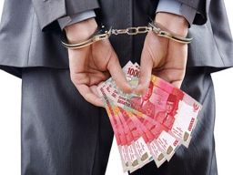 Satgas Saber Pungli OTT Mantan Kades dan Dua Kades di Sidoarjo dengan Bukti Uang Tunai Ratusan Juta
