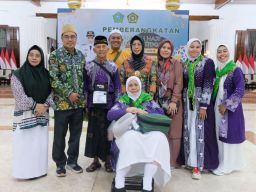 Sekda Doakan 2.449 CJH Sidoarjo Kembali Jadi Haji Mabrur