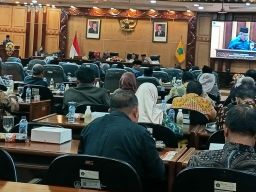 Ucapkan Dewan Hamburkan Uang dan Pokir Potensi Korupsi, 6 Fraksi DPRD Kompak Minta Bupati Sidoarjo Minta Maaf Terbuka