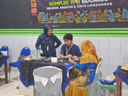 Awali Tahun Baru 1447 H, SMK YPM 8 Sidoarjo Beri Layanan Pengobatan dan Bagikan Sayuran Gratis untuk Warga Sekitar