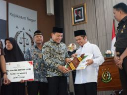 Bupati Subandi Apresiasi Langkah Kejari Sidoarjo Terapkan Restorasi Justice Tersangka Penggelapan Motor di Wage Taman