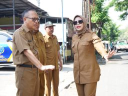 Dipenuhi Lubang Dikeluhkan Warga, Wabup Sidoarjo Sidak Rencana Betonisasi JL Lingkar Timur Sepanjang 1,8 Kilometer