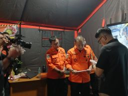 Tim SAR Lanjutkan Pencarian Hingga Tak Ditemukan Lagi Korban Meninggal Ambruknya Musala Ponpes Al Khoziny Buduran
