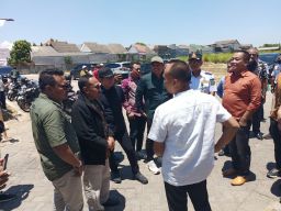 Bakal Dihearing Lagi, DPRD Sidoarjo Sepakat Pembongkaran Pagar Pembatas Perumahan Mutiara Regency dan City Ditunda