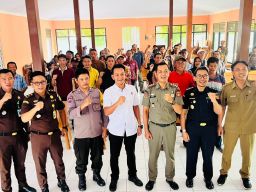 Satpol PP Ngawi Bersama Bea Cukai Madiun Gandeng APH Gencarkan Sosialisasi Gempur Rokok Ilegal di Geneng
