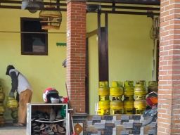Warga Sarirogo Sidoarjo Khawatir dan Was-Was Adanya Dugaan Usaha Oplosan Elpiji di Sekitar Pemukimannya