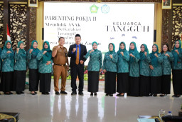 Ketua TP PKK Sidoarjo Ajak Ibu-ibu di Kota Delta Ciptakan Keluarga Tangguh di Era Digital
