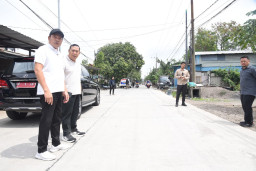 Bisa Tiru Program Warih Andono, Bupati Ajak Anggota Dewan Sidoarjo Manfaatkan Pokir untuk Betonisasi Jalan