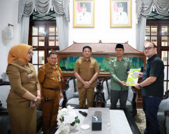 Dorong Kesejahteraan Kaum Dhuafa, Pemkab Sidoarjo Dukung MoU Kolaborasi Lazisnu dan Gerai Ritel Modern