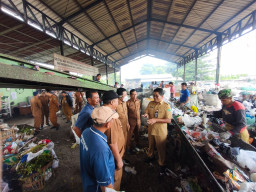 TPST Sedatigede Dicap Mandiri, Bupati Sidoarjo Dorong Kuatkan Ekonomi Warga Sekitarnya