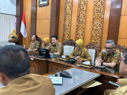 Jelang Lebaran, Bupati Sidoarjo Minta Jaga Stabilitas Harga Kebutuhan Pokok dan Percepatan Perbaikan Jalan Rusak