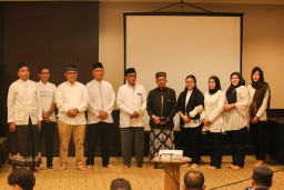 Diselingi Kuis Ramadhan Berhadiah, Hotel Bumi Surabaya Peduli dan Berbagi dengan Dhuafa dan Yatim Piatu