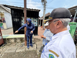 Sidak Pemeliharaan Jalan Suko - Sumberejo, Wabup Sidoarjo Menyoal Drainase Pemicu Banjir dan Jalan Rusak