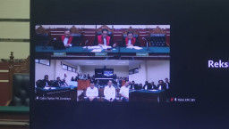 Sidang Perdana Dugaan Korupsi Bupati Ponorogo Nonaktif Sugiri Dkk Mulai Disidangkan, Kerahkan 12 Pengacara Kondang