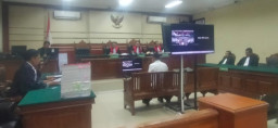 Baca juga : Adu Argumen di Tipikor Surabaya, Jaksa KPK Tolak Eksepsi Bupati Nonaktif Ponorogo Sugiri Sancoko