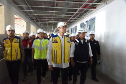 Baca juga : Dari Musibah Jadi Berkah, Menko AHY dan Bupati Subandi Kawal Proyek Rp 122 Miliar Pembangunan Ponpes Al Khoziny