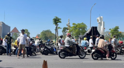 Baca juga : Nasib Ratusan Pekerja Diujung Tanduk, Karyawan dan Pemilik SPPG Geruduk Kantor DPRD Sidoarjo