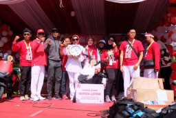 Semarak HUT 81 RI, Marathon Buka Jalan Sehat - Karnaval di 5 Titik, Wabup Mimik Ajak Warga Sidoarjo Rangkul UMKM
