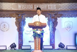 Pesan Wisuda MA Bilingual Pesantren Al Amanah Junwangi, Terus Raih Cita-Cita Agar Bermanfaat Bagi Agama, Bangsa dan Negara