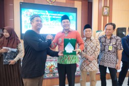 Tingkatkan Literasi Pelajar, Ratusan Santri Antusias Ikut Ngaji Jurnalistik Bersama PWI Sidoarjo