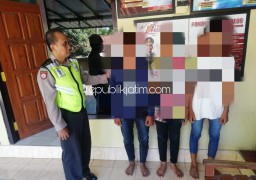 Nyaris Dimassa, Tiga Bocah Pencuri Kotak Amal Masjid di Ponorogo Diamankan Polisi