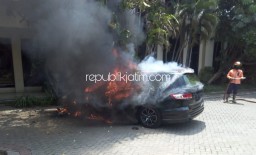 Mobil Odyssey di Sidoarjo Ludes Terbakar, Pemilik Merugi Rp 160 Juta