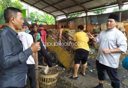 Bambang Haryo Desak Pemkab Sidoarjo Tambah Armada dan Petugas Sampah Pasar