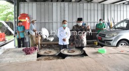 Pj Bupati Perintahkan Sisa Stok 64 Drum Aspal Didistribusikan Ke Kecamatan untuk Penambalan Jalan Rusak