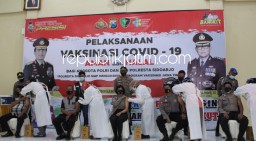 Ribuan Anggota dan ASN Polresta Sidoarjo Divaksin Covid-19 Perdana