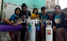 Tak Bisa Andalkan BPJS, Suami Terserang Paru-Paru Ibu 3 Anak di Krian Harus Beli 5 Tabung Oksigen Per Hari