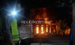Diduga Korsleting Listrik Rumah Penjual BBM Eceran Ludes Terbakar, Satu Korban Luka Bakar Masuk Rumah Sakit