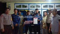 Warga Sukodono Digegerkan Anak Buaya di Sungai Jumputrejo