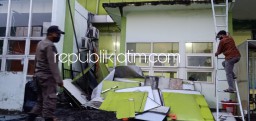 Diterjang Angin Kencang Bangunan Puskesmas Barengkrajan Krian Protol, Disidak Komisi D DPRD Sidoarjo