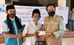 Buruh Sidoarjo Peringati May Day dengan Santuni 1.500 Yatim Piatu
