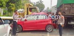 Kecelakaan Beruntun Libatkan 7 Kendaraan di JL Raya Sidorejo Picu Kemacetan Jalur Mojokerto - Surabaya
