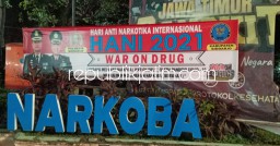 Polresta Sidoarjo Gelorakan Perang Lawan Jaringan Narkoba dengan Pasang Banner