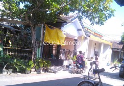 Terduga Teroris yang Ditangkap Densus 88 di Ponorogo Penceramah Kultum dan Penjual Kaos Kaki