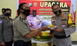 58 Anggota Polresta Sidoarjo Dapat Kado Kenaikan Pangkat di Hari Bhayangkara ke 74