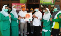 Posyandu Wonokalang Terima Bantuan CSR BTPN Melalui Istri Cak Nur