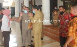 Desakan PKL Membuahkan Hasil, Pemkab Janji Buka Pintu Barat GOR Delta